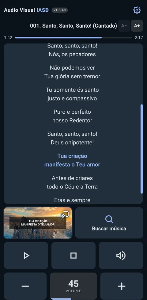 O Modo Fácil: a letra grande com a estrofe do momento destacada, e teclas grandes de tocar, parar e volume.